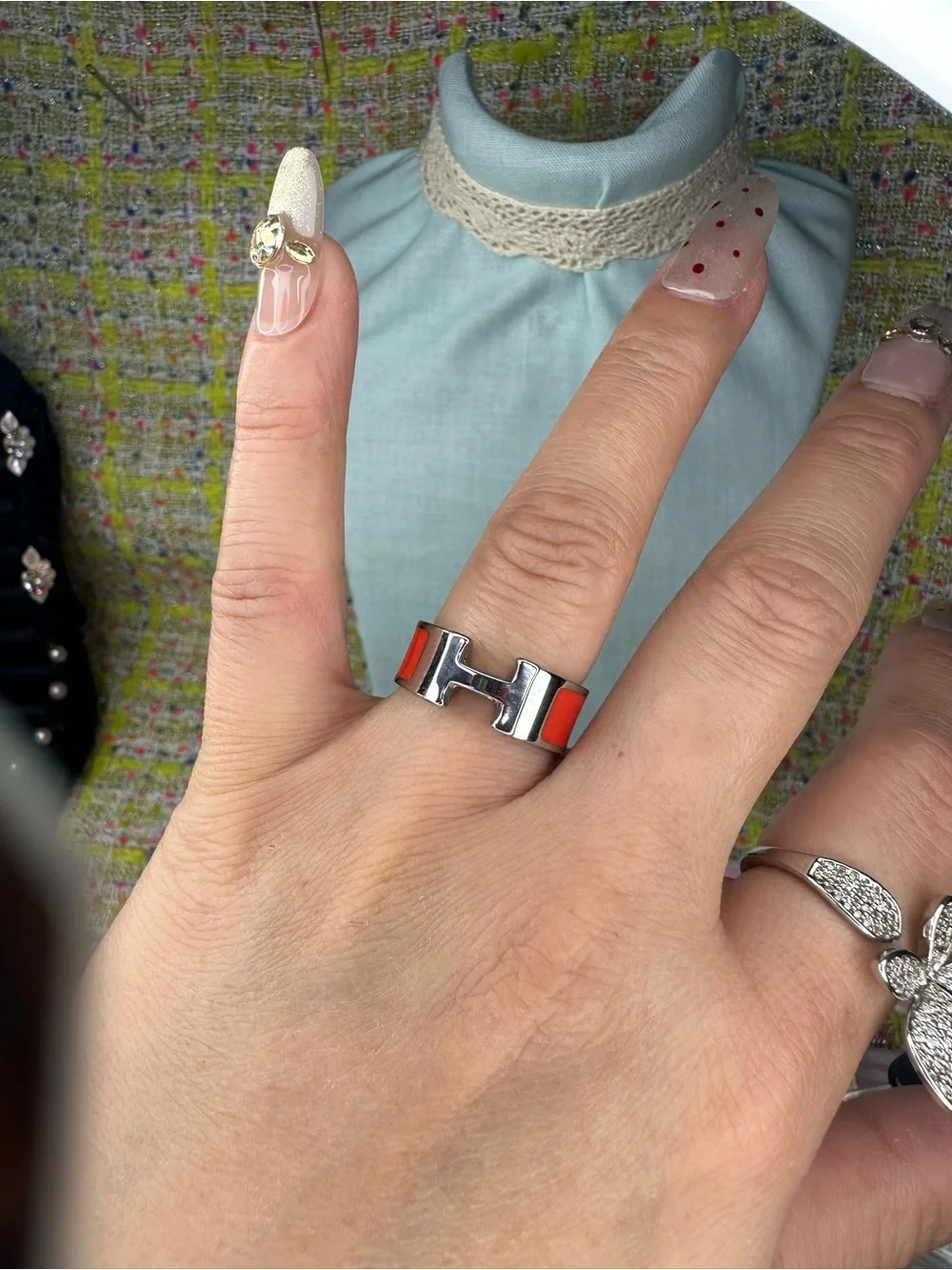 A great Silver-Tone Ring with Orange Enamel Inlay size 7